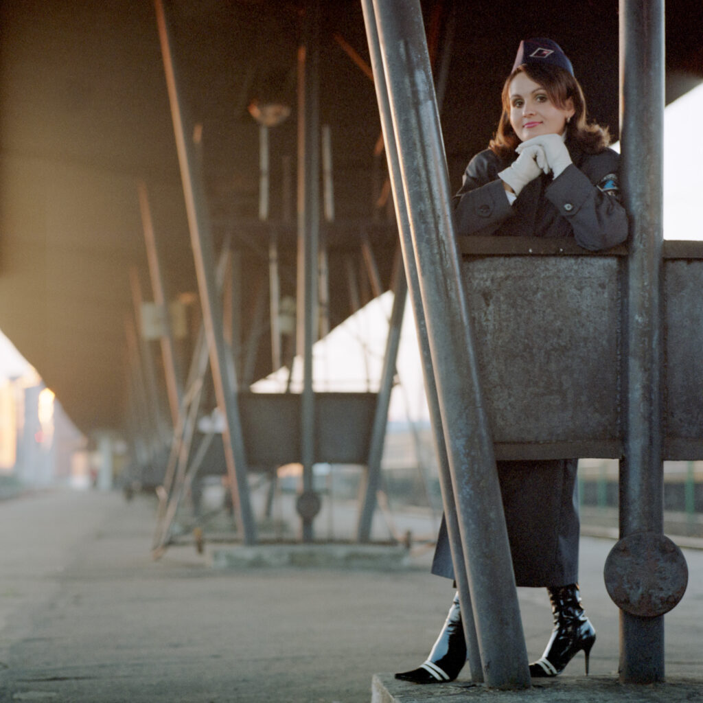 Serie Schaffnerinnen in Europa: YOU TICKET, PLEASE!