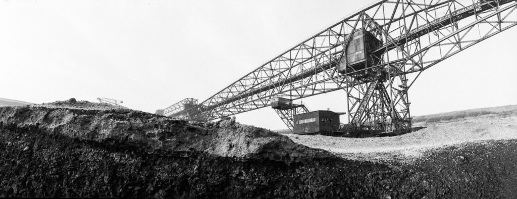 Tagebau Förderbrücke AFB 18 im Tagebau Zwenkau