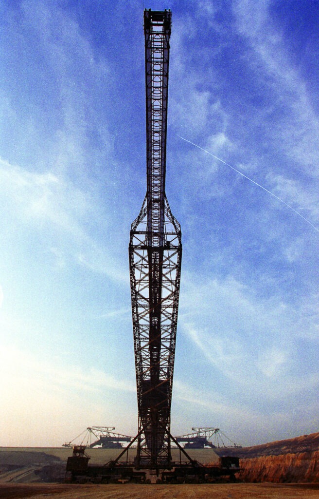 Tagebau Förderbrücke AFB 18 im Tagebau Zwenkau