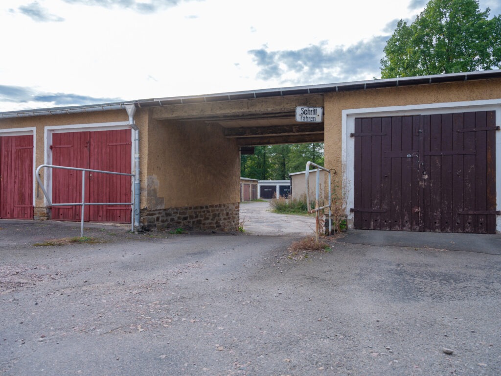 Aus der Serie KOMPLEXE GARAGENKOMPLEXE von Christoph Busse